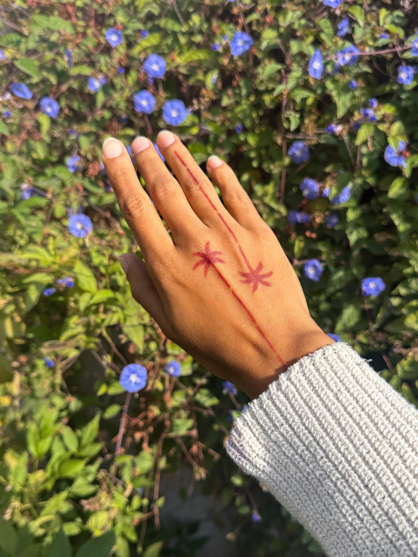 PALM TREE GIRL STENCIL STICKER PACK *2 in 1*